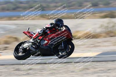 media/Nov-16-2025-Race Pace (Sun) [[8c5fa54630]]/Verified Riders/3-Turn 14 (1045am)/